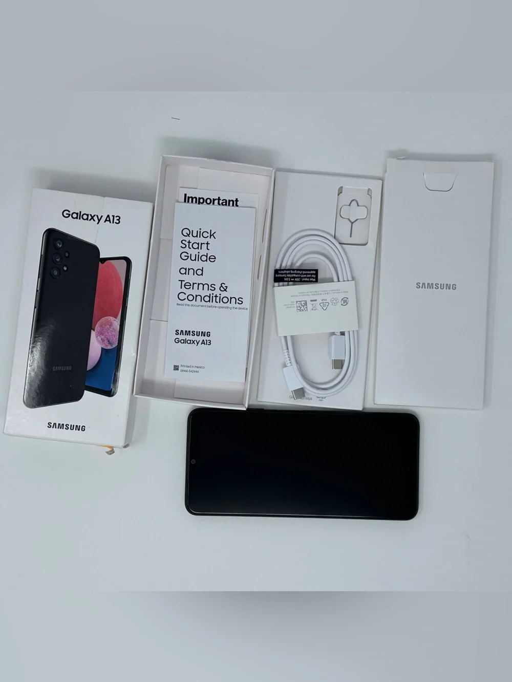 Samsung Galaxy A13 Black Verizon Smartphone + Box, charging cable, instructions